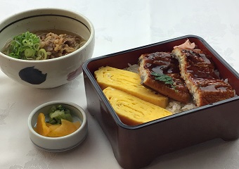 鰻重と肉蕎麦
