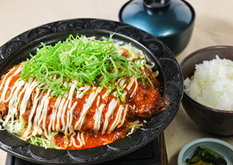 ピリ辛じゅうじゅう豚カツ膳