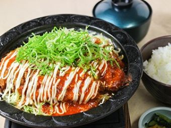 ピリ辛じゅうじゅう豚カツ膳