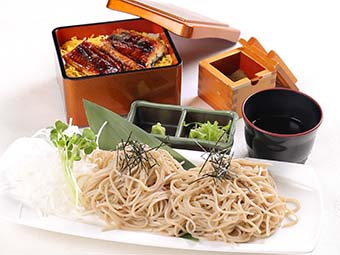 すずしろ蕎麦とミニ鰻重