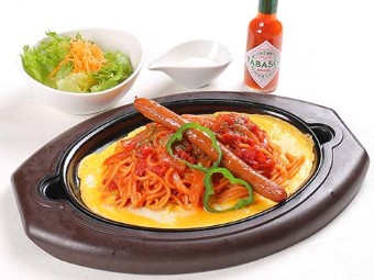 鉄板ナポリタン